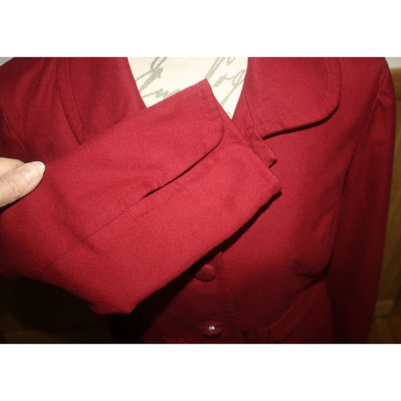Merona Two Button Maroon Suit Jacket Split Sleeve Flair Bottom Sz M Faux Pockets - Picture 4 of 11